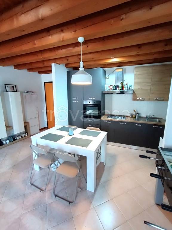 appartamento in affitto ad Adria