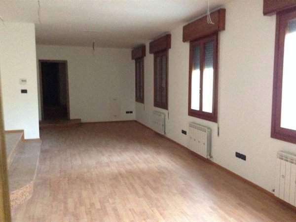 appartamento in affitto ad Adria