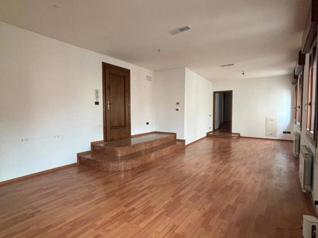 appartamento in affitto ad Adria