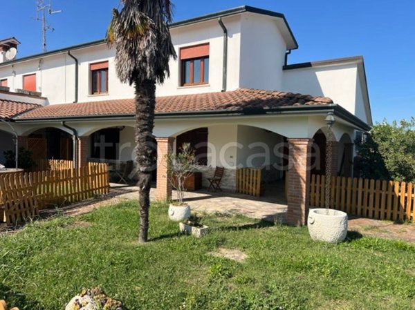 casa semindipendente in affitto a Bagnolo di Po