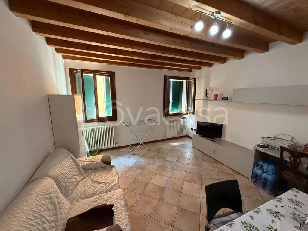 appartamento in affitto a Lendinara
