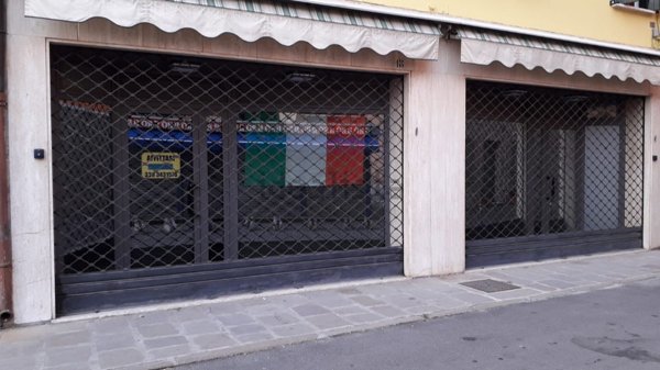 locale commerciale in affitto a Lendinara