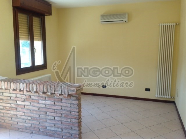 appartamento in affitto ad Occhiobello