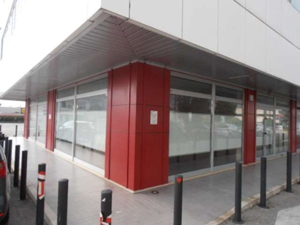 negozio in affitto ad Occhiobello in zona Santa Maria Maddalena