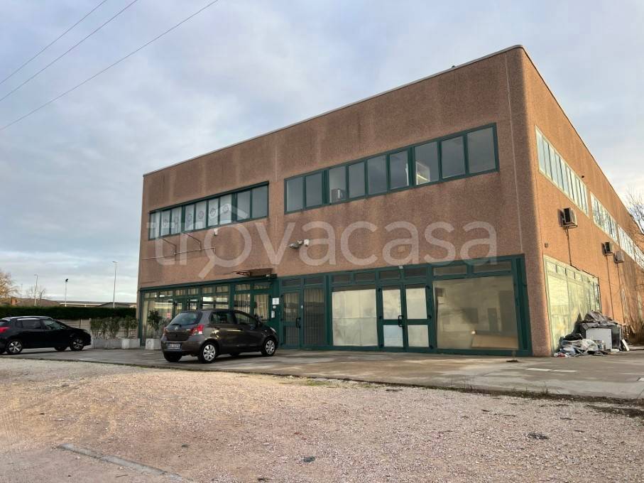 ufficio in affitto ad Occhiobello
