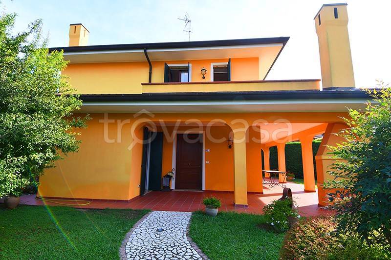 casa indipendente in affitto a Rosolina