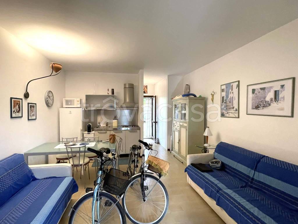 appartamento in affitto a Rosolina