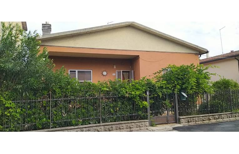 casa indipendente in affitto a Rosolina in zona Rosolina Mare