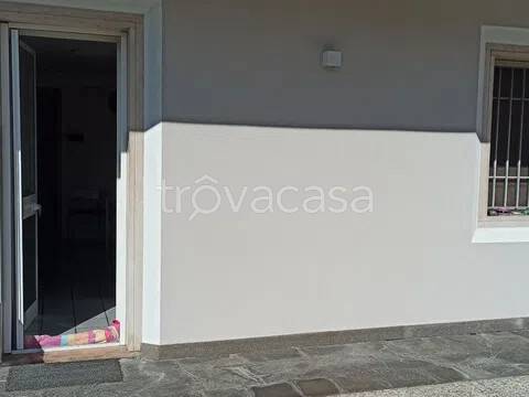 appartamento in affitto a Rosolina
