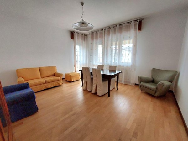 appartamento in affitto a Rovigo in zona Commenda