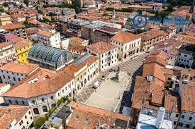 negozio in affitto a Rovigo in zona Centro Storico