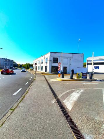 negozio in affitto a Rovigo in zona Centro Storico