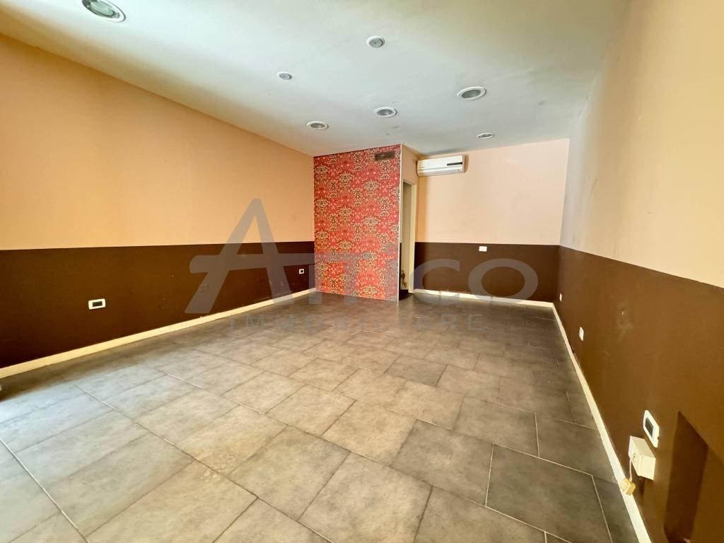 negozio in affitto a Rovigo in zona Centro Storico