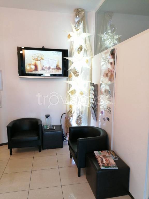 negozio in affitto a Rovigo