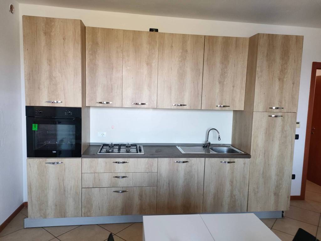 appartamento in affitto a Rovigo in zona Commenda