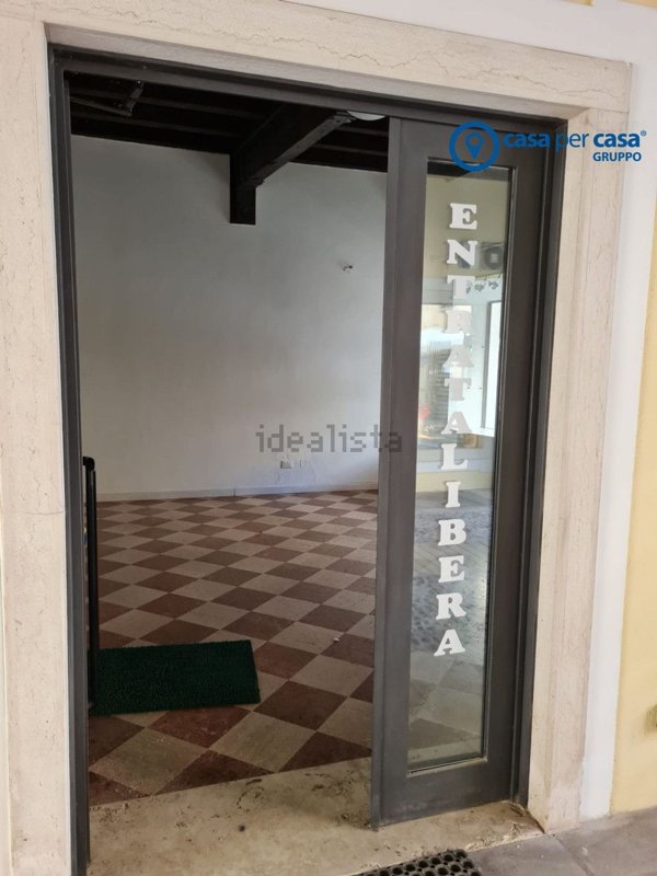negozio in affitto a Rovigo in zona Centro Storico