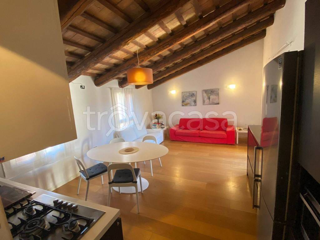 appartamento in affitto a Rovigo