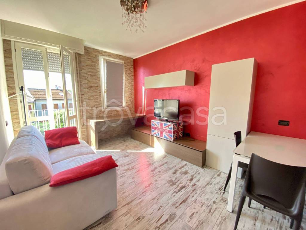 appartamento in affitto a Rovigo in zona Commenda