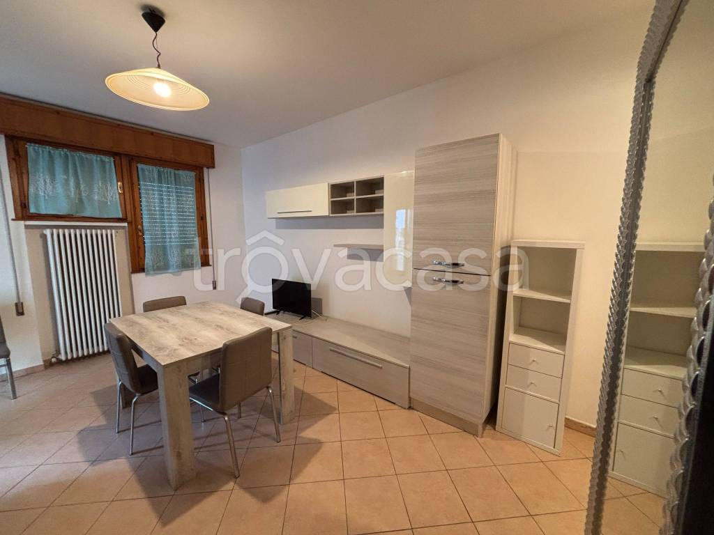 appartamento in affitto a Rovigo in zona Commenda