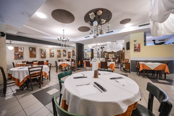 negozio in affitto a Rovigo