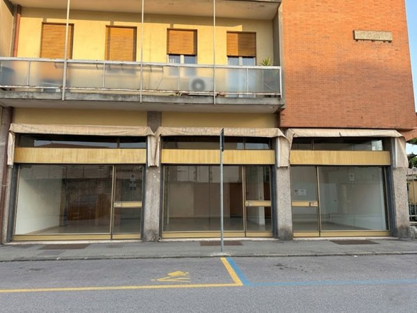 locale commerciale in affitto a Rovigo in zona Centro Storico