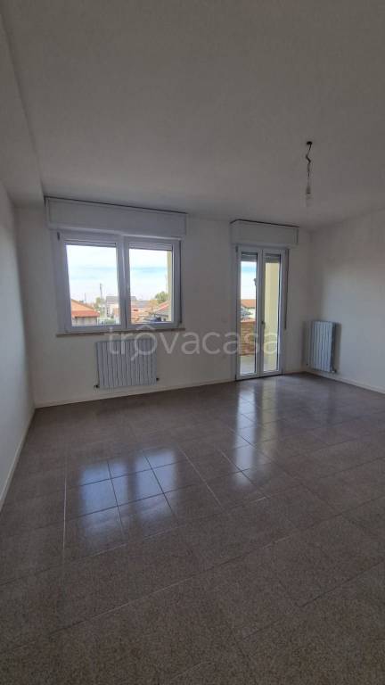 appartamento in affitto a Stienta