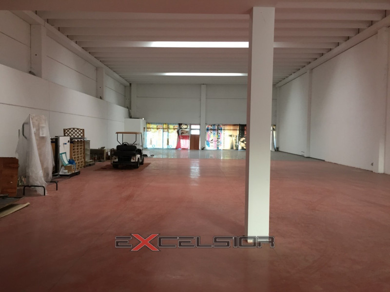 capannone in affitto a Taglio di Po