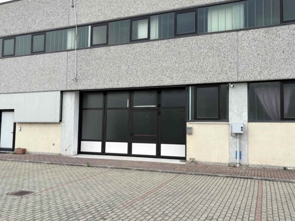 trivano in affitto a Villanova del Ghebbo