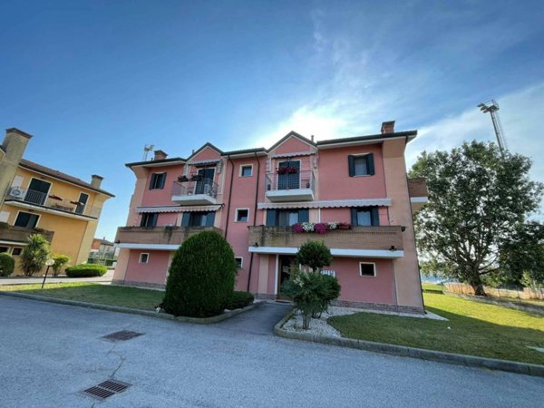 appartamento in affitto a Porto Viro