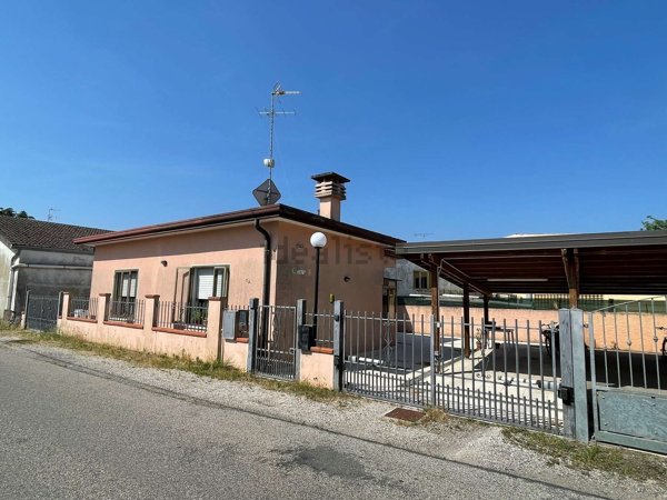 casa indipendente in affitto a Porto Viro in zona Ca' Cappello