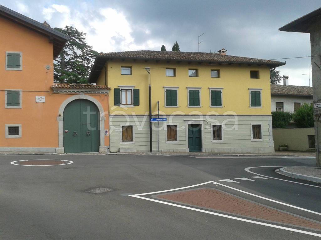 negozio in affitto a Buttrio