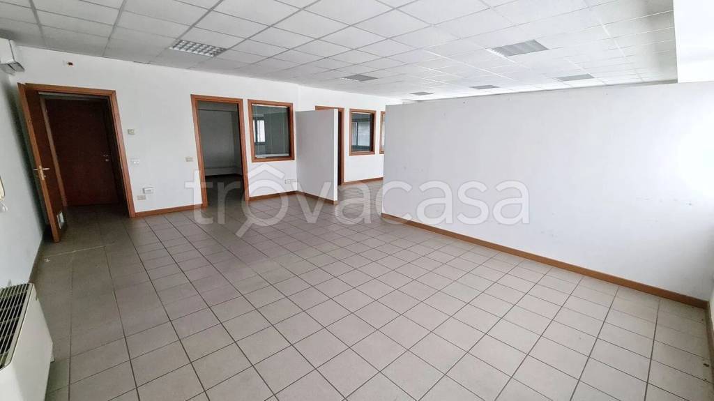 ufficio in affitto a Campoformido