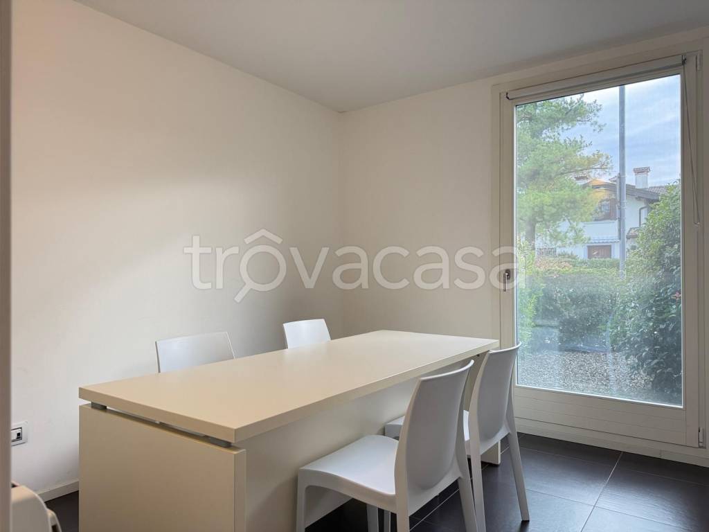 ufficio in affitto a Campoformido in zona Basaldella