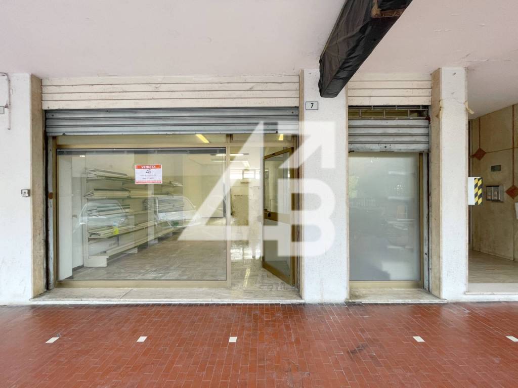 negozio in affitto a Cervignano del Friuli in zona Pradiziolo