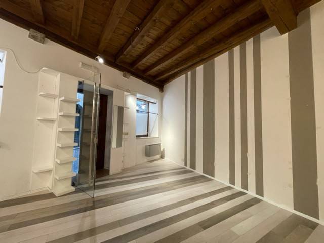 negozio in affitto a Cividale del Friuli