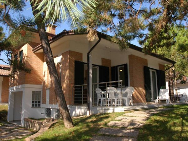 casa indipendente in affitto a Lignano Sabbiadoro