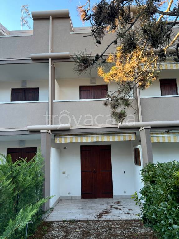 casa indipendente in affitto a Lignano Sabbiadoro in zona Pineta