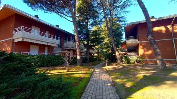 appartamento in affitto a Lignano Sabbiadoro in zona Pineta