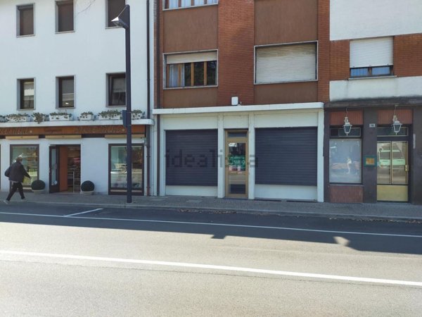 negozio in affitto a Manzano