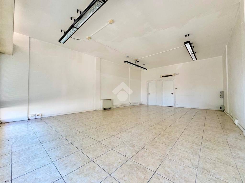 ufficio in affitto a Manzano