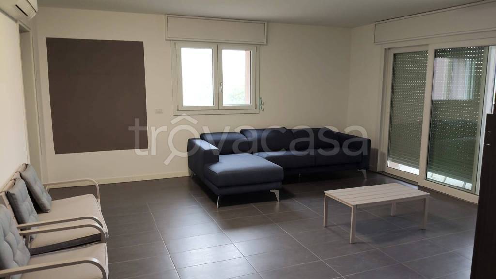 casa indipendente in affitto a Martignacco