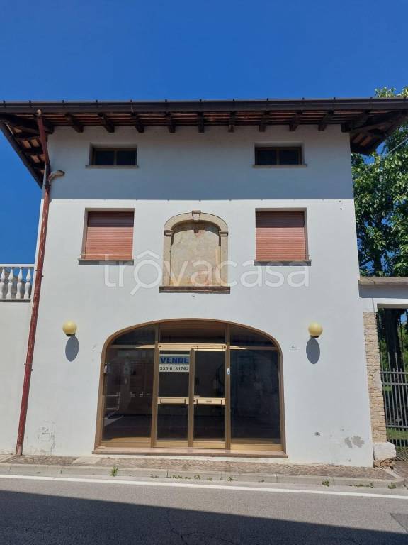 negozio in affitto a Martignacco