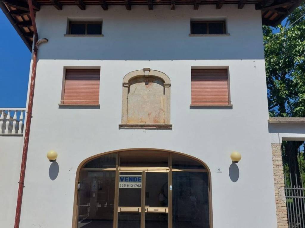 locale commerciale in affitto a Martignacco in zona Ceresetto