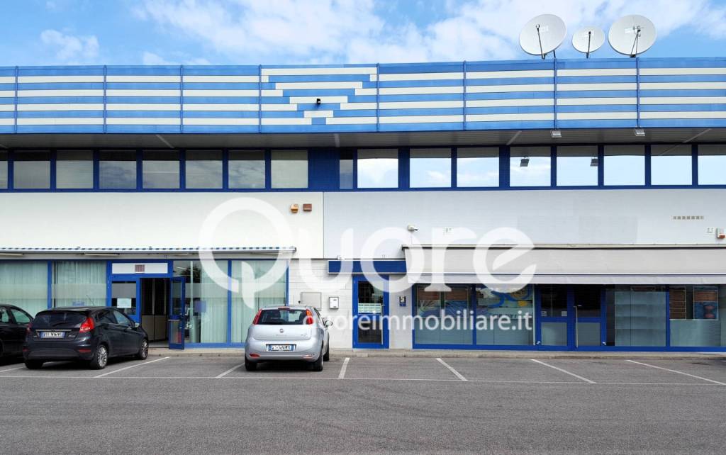 negozio in affitto a Palmanova