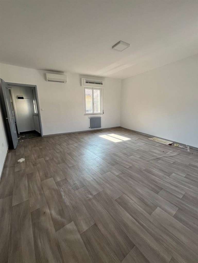 ufficio in affitto a Pasian di Prato