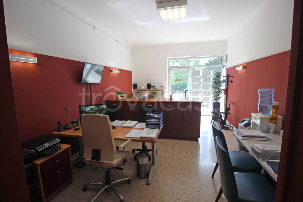 ufficio in affitto a Pasian di Prato