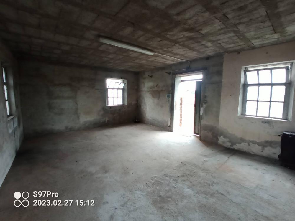 locale di sgombero in affitto a Povoletto in zona Primulacco