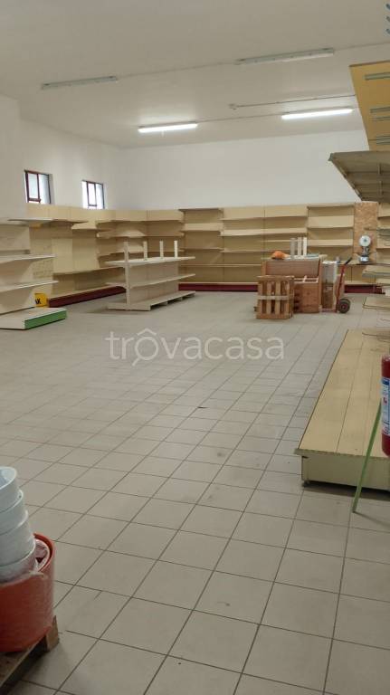 locale commerciale in affitto a Ragogna