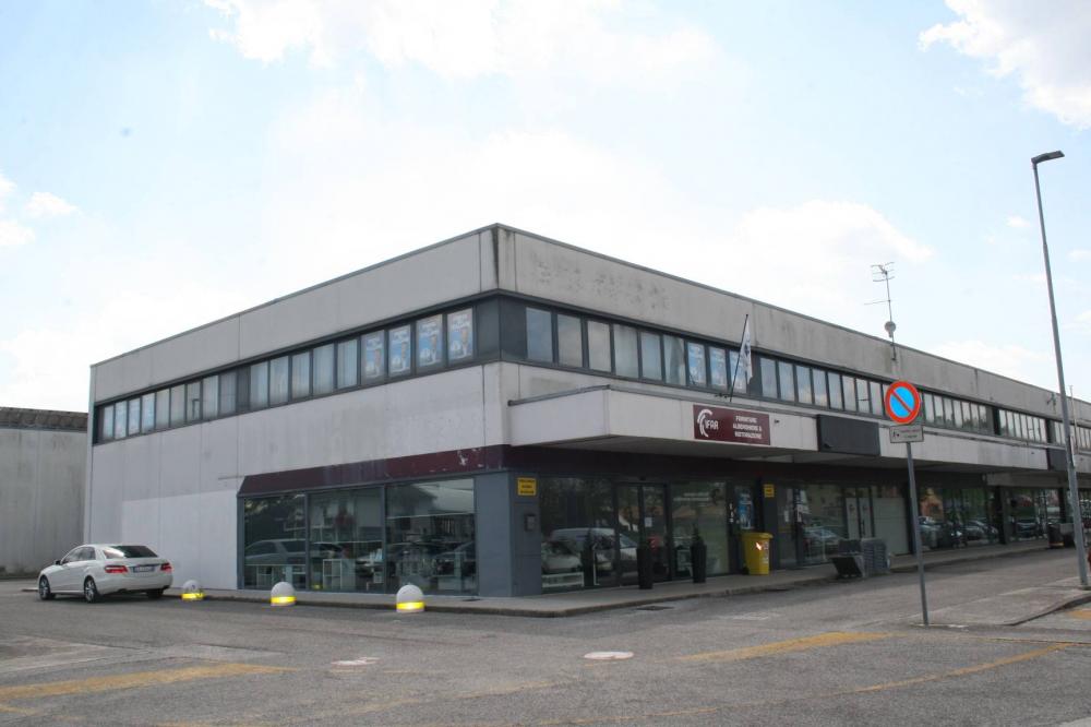 ufficio in affitto a Reana del Rojale