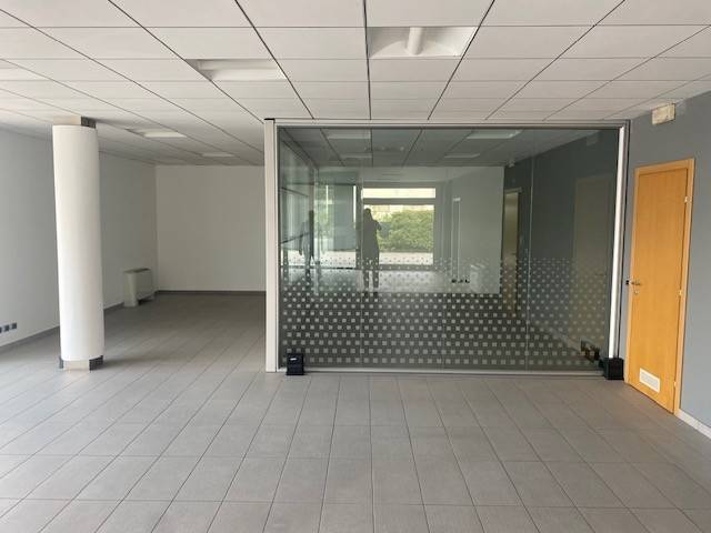 locale commerciale in affitto a Tavagnacco in zona Feletto Umberto